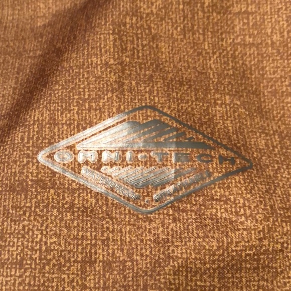 New! Men’s XL Omni tech wood grain pattern windbreaker by Columbia. (NWOT)